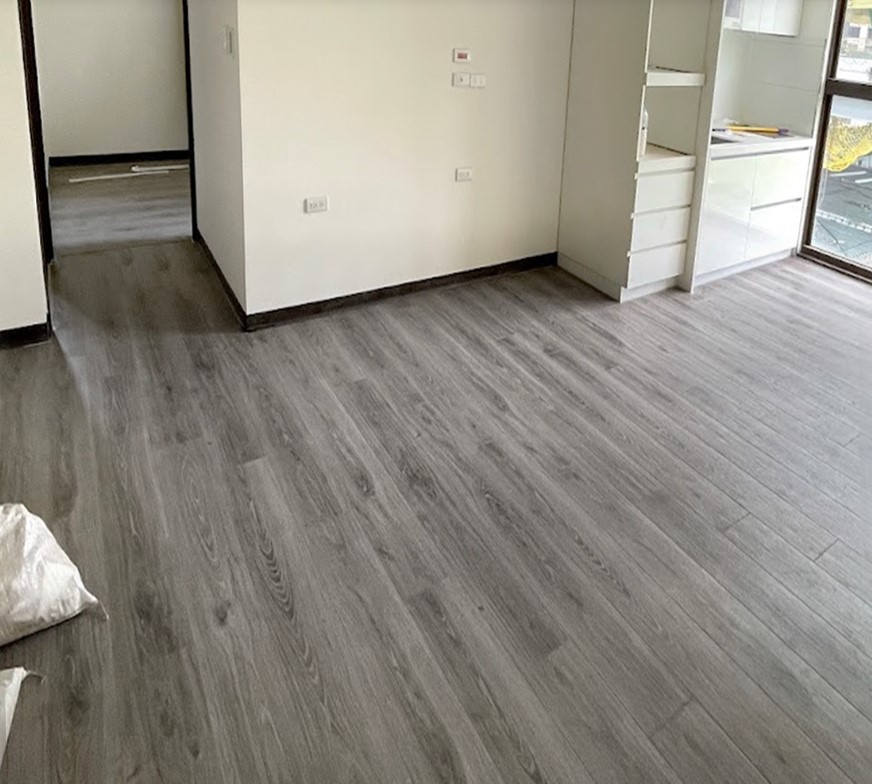 超耐磨木地板=>Robina羅賓8mm(4V)-1